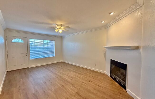Upgraded and Bright 2nd floor Condo in Rolando near SDSU!!!