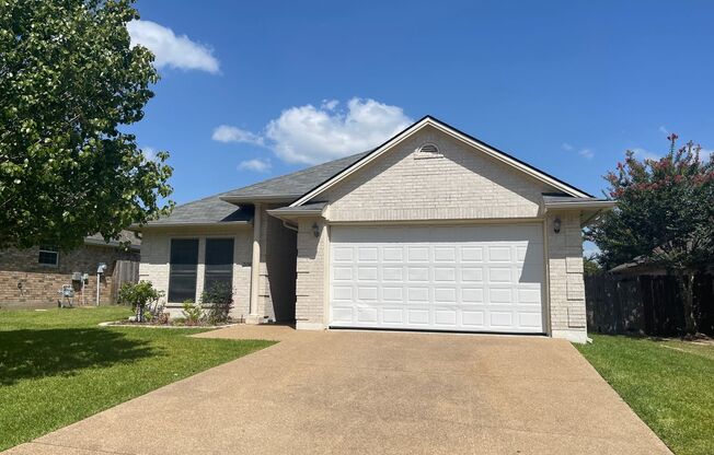 College Station - 3 Bedroom -2 Bath - 2 car garage, fenced in back yard.