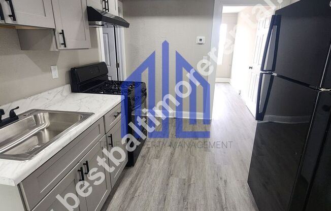 1523 W Lexington St