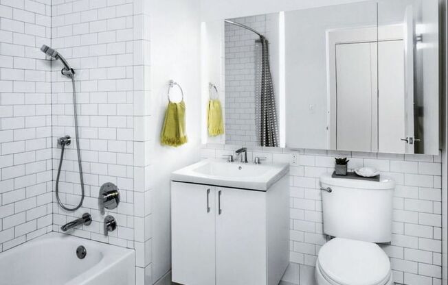 Studio, 1 bath, 685 sqft, $4,552, Unit 1220