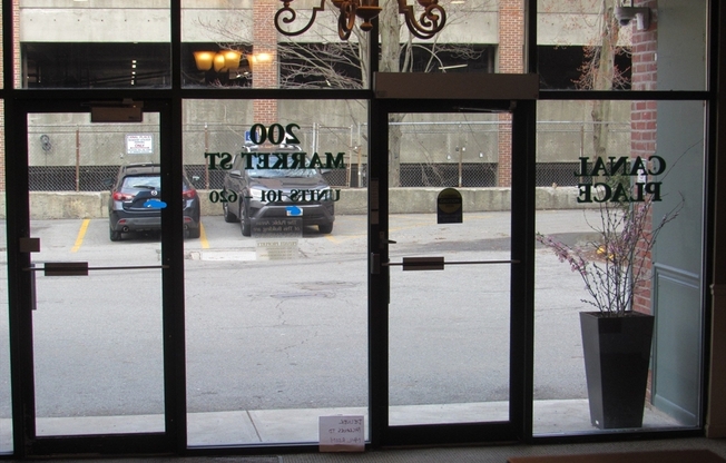 1 bed, 1 bath, 712 sqft, $1,795, Unit 120