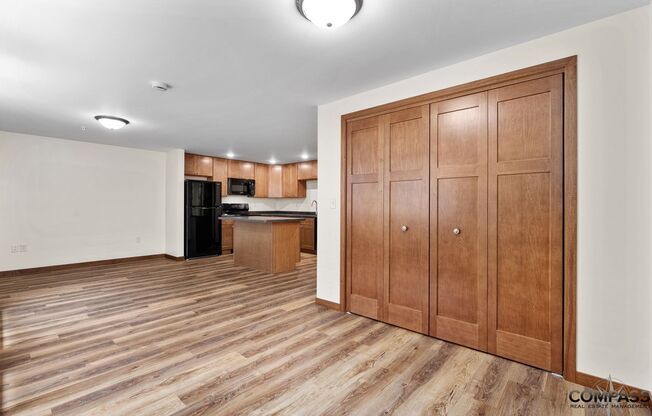 Studio, 1 bath, 450 sqft, $995, Unit 003