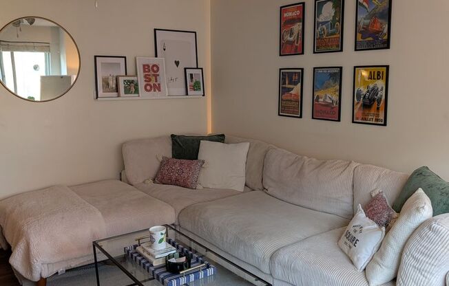 1 bed, 1 bath, 570 sqft, $3,000, Unit 1206