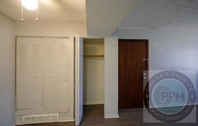 2 beds, 1 bath, 900 sqft, $845, Unit BG/13