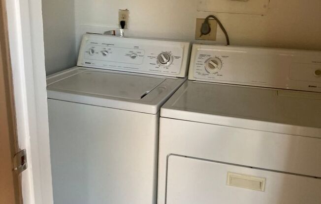 2 beds, 2 baths, 900 sqft, $1,475, Unit 234