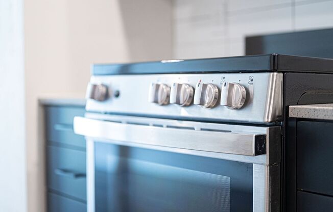 2 beds, 1 bath, 660 sqft, $2,850, Unit 311