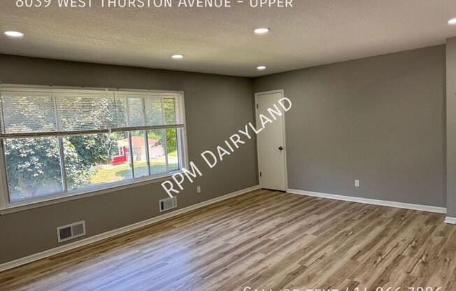 8039 W THURSTON AVE