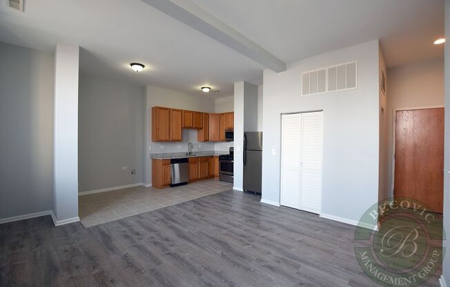 1 bed, 1 bath, 705 sqft, $2,100, Unit 208