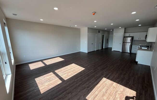 Studio, 1 bath, 660 sqft, $1,395, Unit 522 - S857 ADA Unit