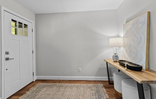 Spacious 1 Bed, 1 Bath apartment near Duke Campus and Hospital - Renovated & Pet Friendly!
