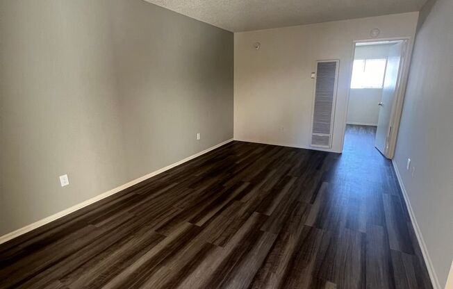 1 bed, 1 bath, 540 sqft, $1,695, Unit 19