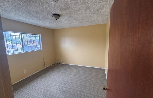 8868 WALL ST