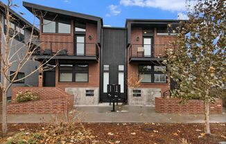 1 Bedroom 2 Bathroom Luxury Brand New Townhome - AUG 2025