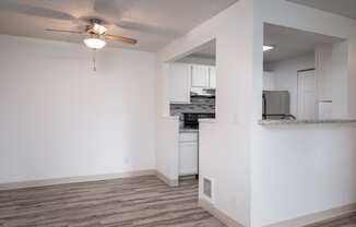 Riverwood | Dining Room with Ceiling Fan