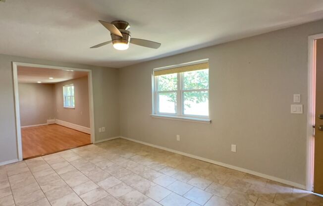 3 beds, 1.5 baths, $1,500