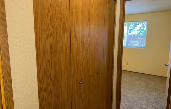 2 beds, 1 bath, 900 sqft, $1,429, Unit 85H