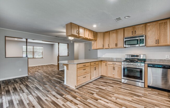 2131 ONETTA DR