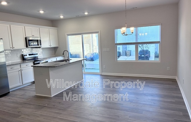 211 CENTRAL TOWNES WAY