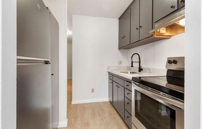 1 bed, 1 bath, 607 sqft, $1,850, Unit 801