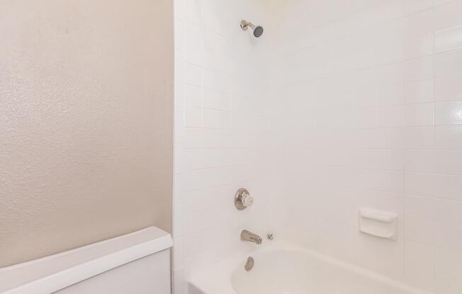 2 beds, 2 baths, 1,030 sqft, $899