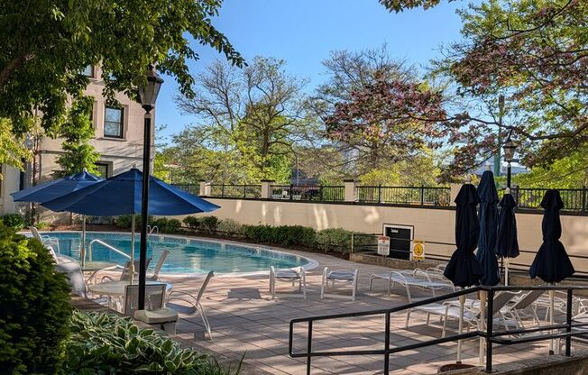 2 beds, 2 baths, 1,300 sqft, $5,300, Unit 202