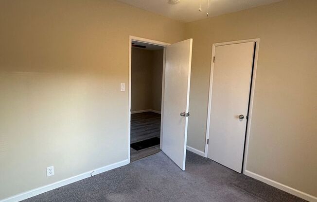 1 bed, 1 bath, 575 sqft, $1,695, Unit Unit #4