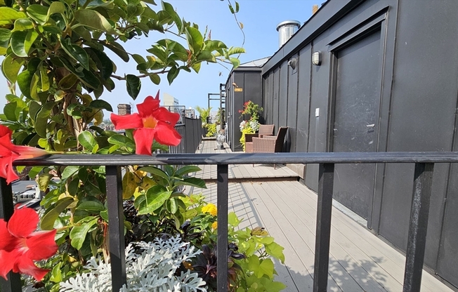 2 beds, 2 baths, 1,350 sqft, $7,000, Unit 701