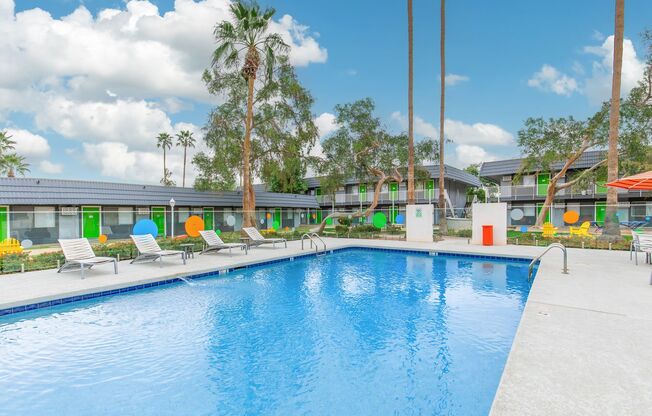 Studio 710 Apartments