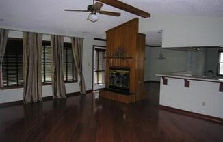 1016 WASSERMAN DR