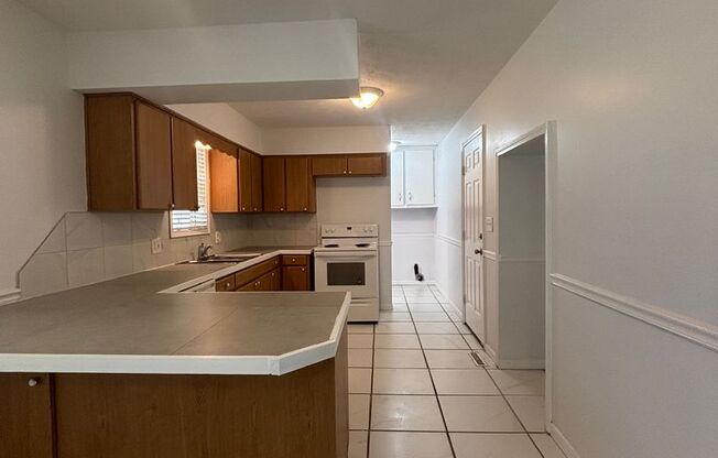 3 beds, 1 bath, $1,495