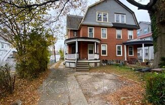 16 N RIGBY AVE
