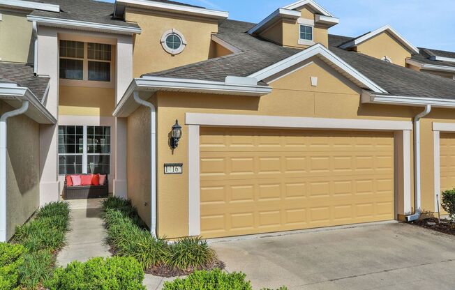 Flagler Station Townhome 3/2.5 - 2 car garage - 2000+ square feet