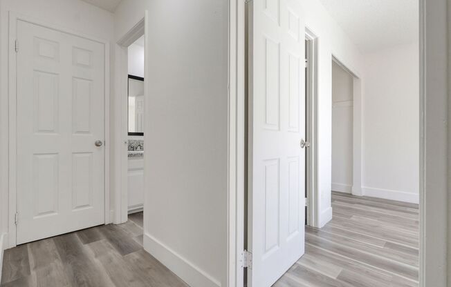 1 bed, 1 bath, 700 sqft, $1,450, Unit 15