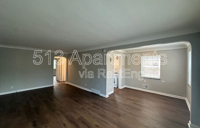 1649 ANITA PL