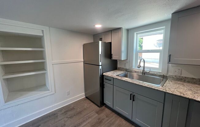 1 bed, 1 bath, $1,250, Unit Unit 3