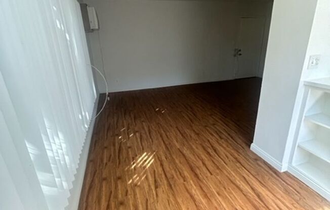 1 bed, 1 bath, $1,750, Unit 844-5