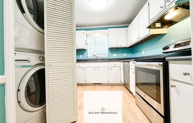 # Charming Townhouse in Desirable Greenville Location