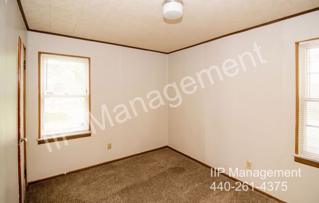 12612 ERWIN AVE
