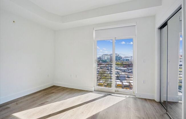 1 bed, 1.5 baths, 773 sqft, $2,649, Unit 504