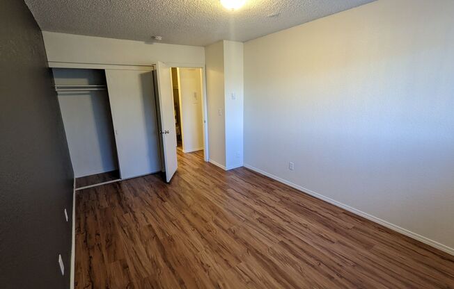 1 bed, 1 bath, 700 sqft, $1,295, Unit #26