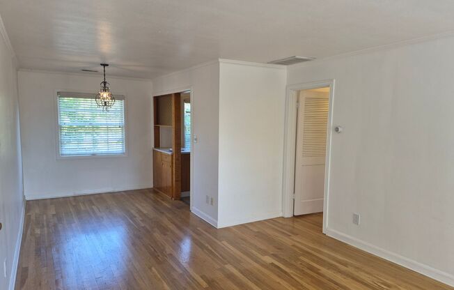 1 bed, 1 bath, 740 sqft, $1,630, Unit 39
