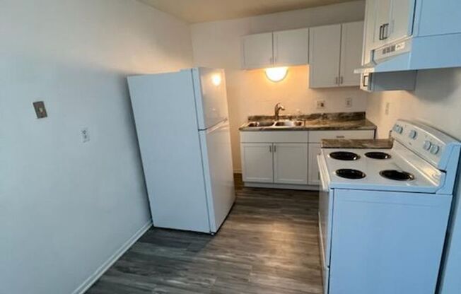 1 bed, 1 bath, $675, Unit 3418 Apt 1