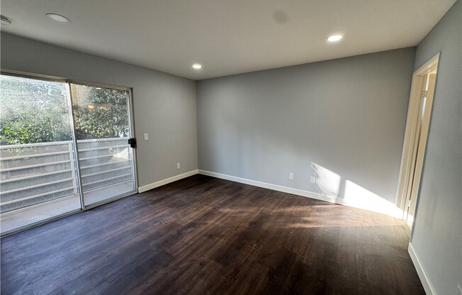 2 beds, 2 baths, 1,200 sqft, $2,600, Unit 105
