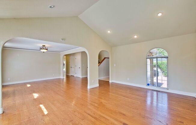 Gorgeous Willow Glen Two Story Home Available for Rent.