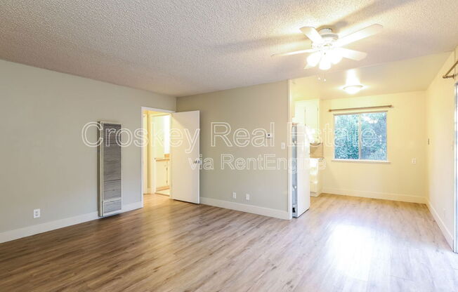 1250 ESCOBAR ST