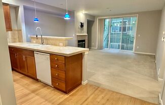 Beautiful 1 bed condo in the heart of Bellevue! Available 10/10/2026!