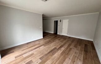 3120 West Riverside Apartments