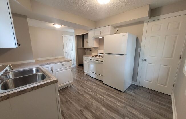 1 Bedroom, 1 Bathroom Home near Iowa State Fairgrounds