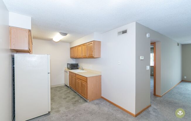 1 bed, 1 bath, 740 sqft, $955, Unit CC-7