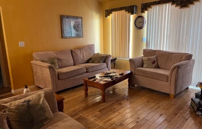 3 Bedroom Desert Foothills Fully Furnished!  Corner lot W/Boat Deep Garage